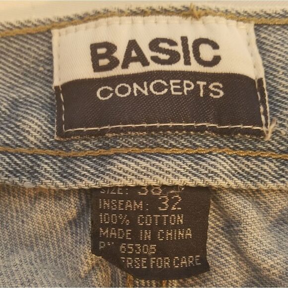 Basic Concepts Jeans - Picture 5 of 5